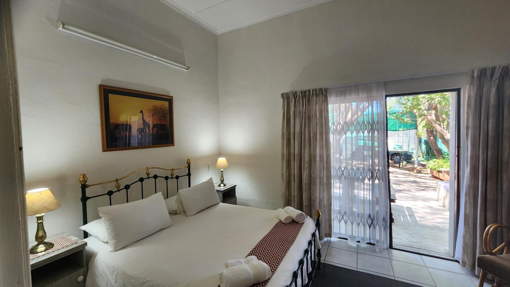 Country Village กราฟฟ์-เรเน็ต ภายนอก รูปภาพ